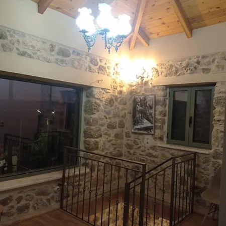 Alonia بيت للعطل