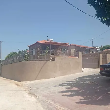 Alonia بيت للعطل *